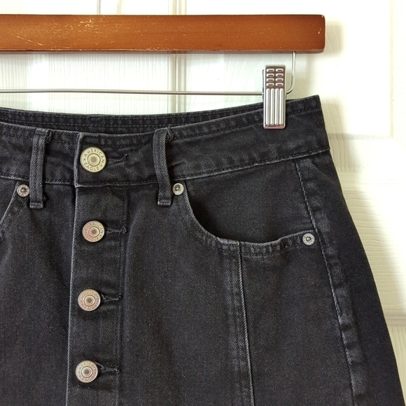 American Eagle Classic Hi-Rise A-Line Button Front Denim Jean Mini Skirt Black 0 - Picture 2 of 10